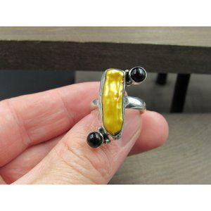 Size 7.5 Sterling Silver Handmade Rough Yellow Shell Band Ring Vintage Statement